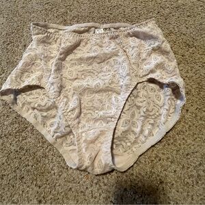 High waisted, tummy control cover for panties.
